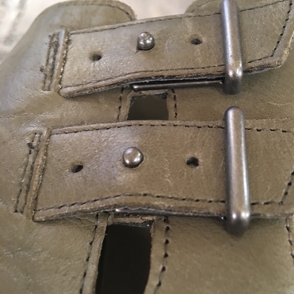 Shoes - Picture 6 of 6